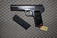 T-5362Valmistaja: TulaKal: 7,62 x 25mmAseen numero: 840	Kunto: TyydyttäväInfo: Ase vuodelta 1938. Numerotarkka pl lipas. Uudelleen sinistetty? Mukana varalipas.Lähtöhinta: €50.00Myyjä: Martti Pajala