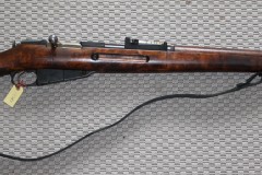 T-5369Valmistaja: SakoKal: 7.65 x 53RAseen numero: 234337Kunto: HyväInfo: Valmistettu 1943, alkuperäinen tukki, numerotarkka, mukana hihnaLähtöhinta: €100.00Myyjä: Martti Pajala