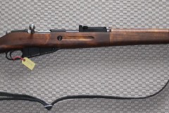 T-5372Valmistaja: VKTKal: 7.65 x 53RAseen numero: 65287Kunto: Erittäin hyväInfo: Valmistettu 1944, varikkotukki, lukko samalla numerolla, mukana hihna, ase ampumakuntoisuustarkastettu. Erinomainen perinneammuntoihin.Lähtöhinta: €150.00Myyjä: Martti Pajala